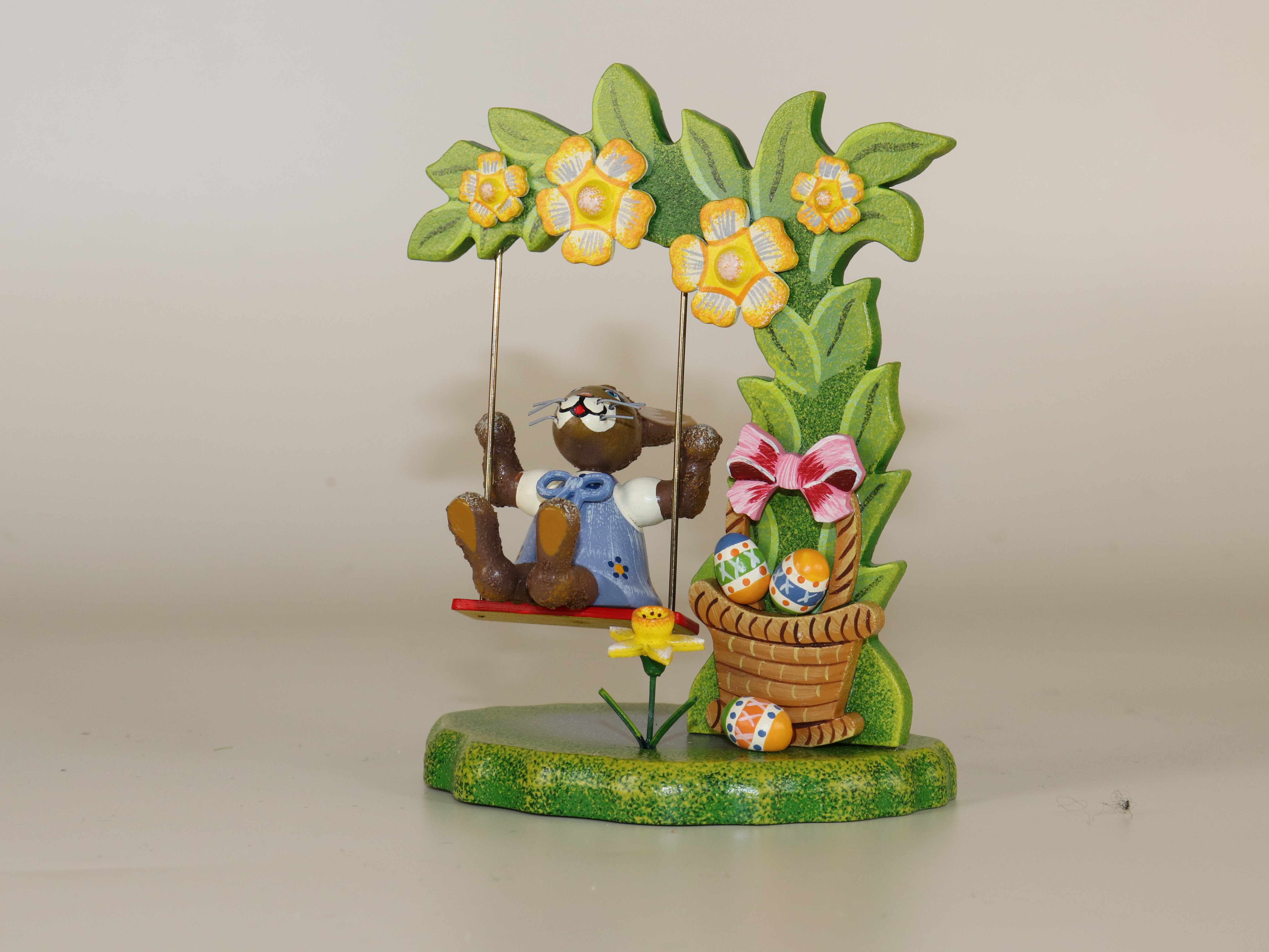 sabinchens-blumenschaukel-10-ullrich-kunsthandwerk-paul-ullrich-volkskunstbestehen