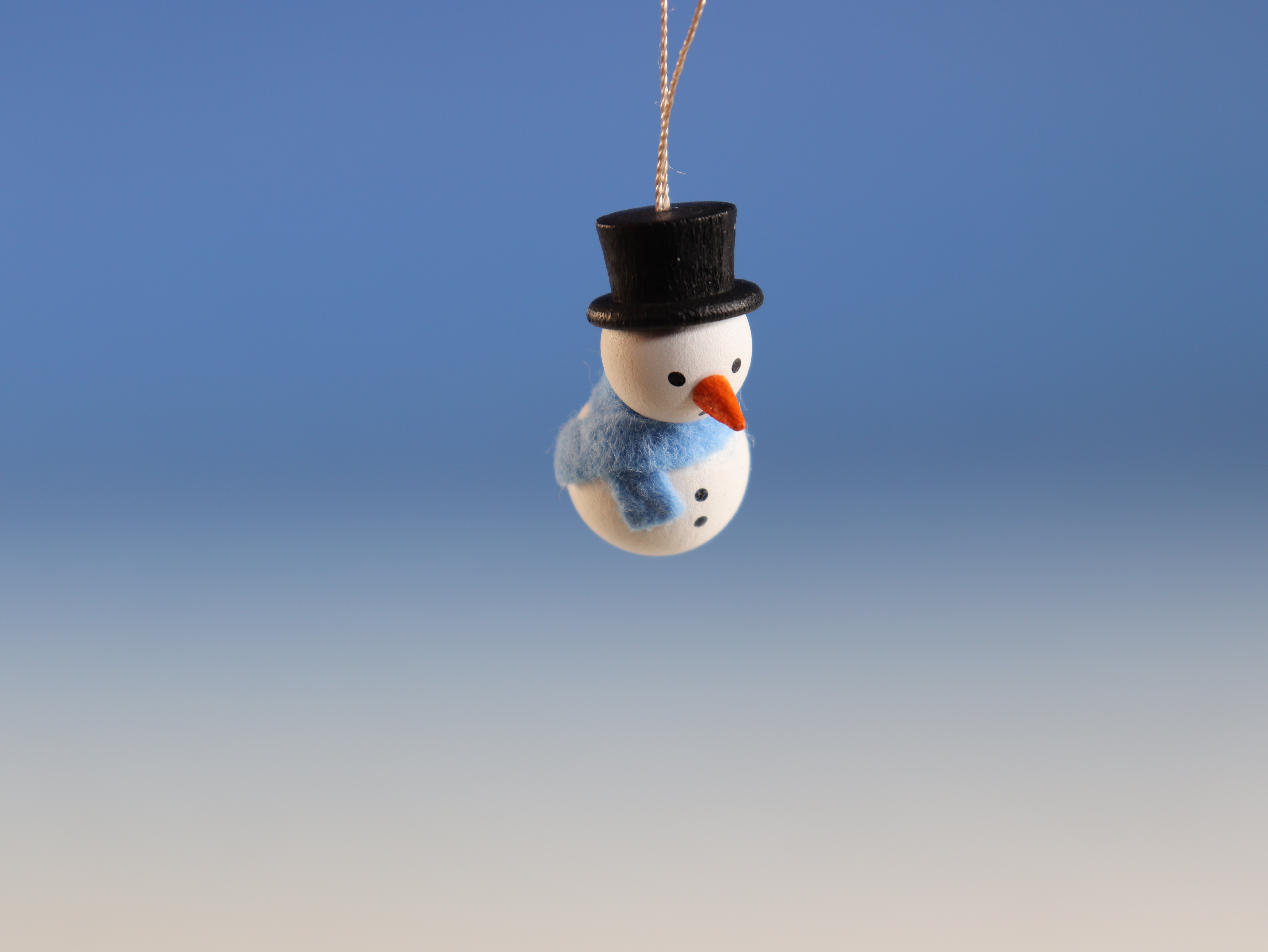 Weihnachts-Baumschmuck "Schneemann mit Schal & Hut"