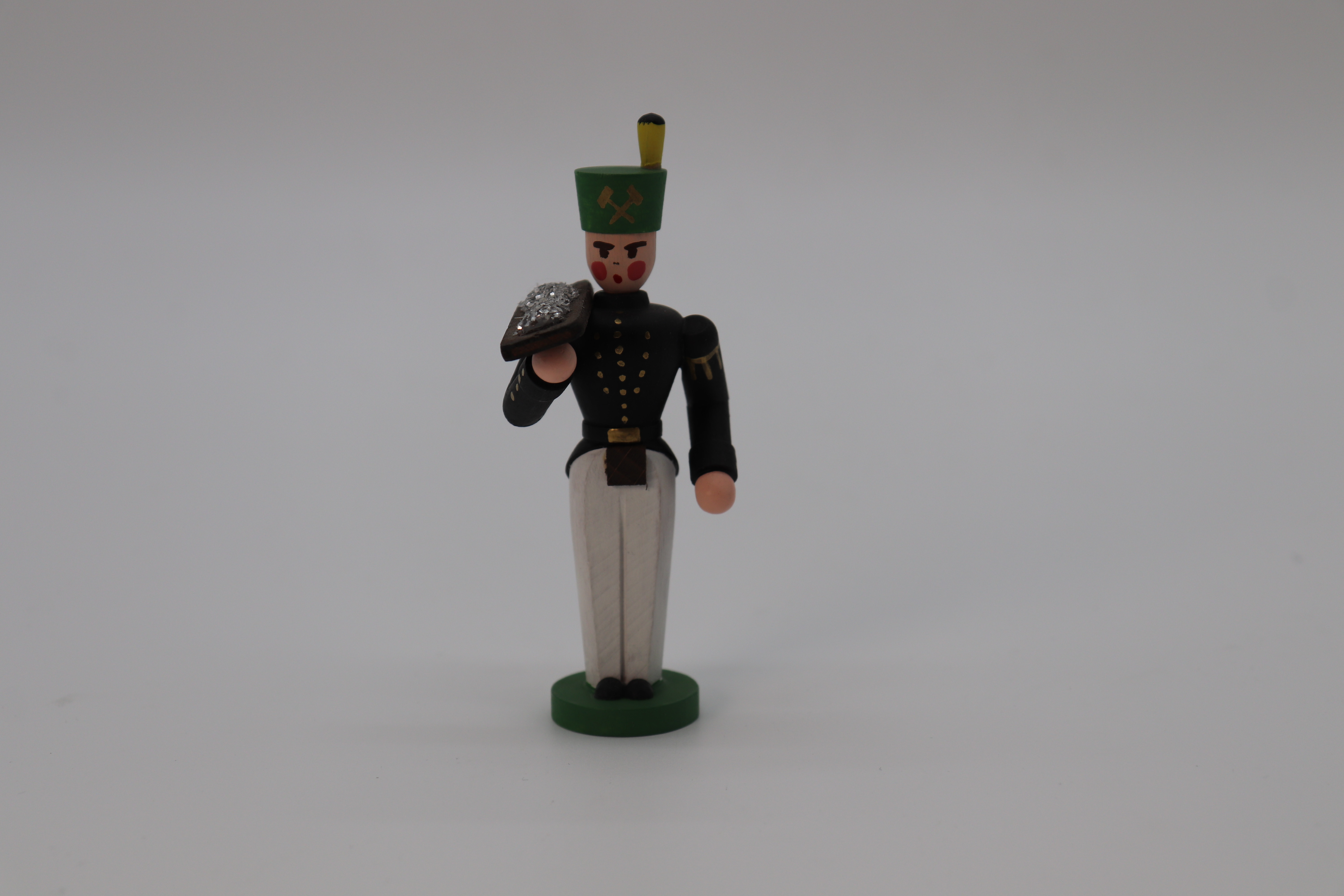 bergmannsfigur-als-erztraeger-farbig-10-ullrich-kunsthandwerk-paul-ullrich-volkskunstbestehen