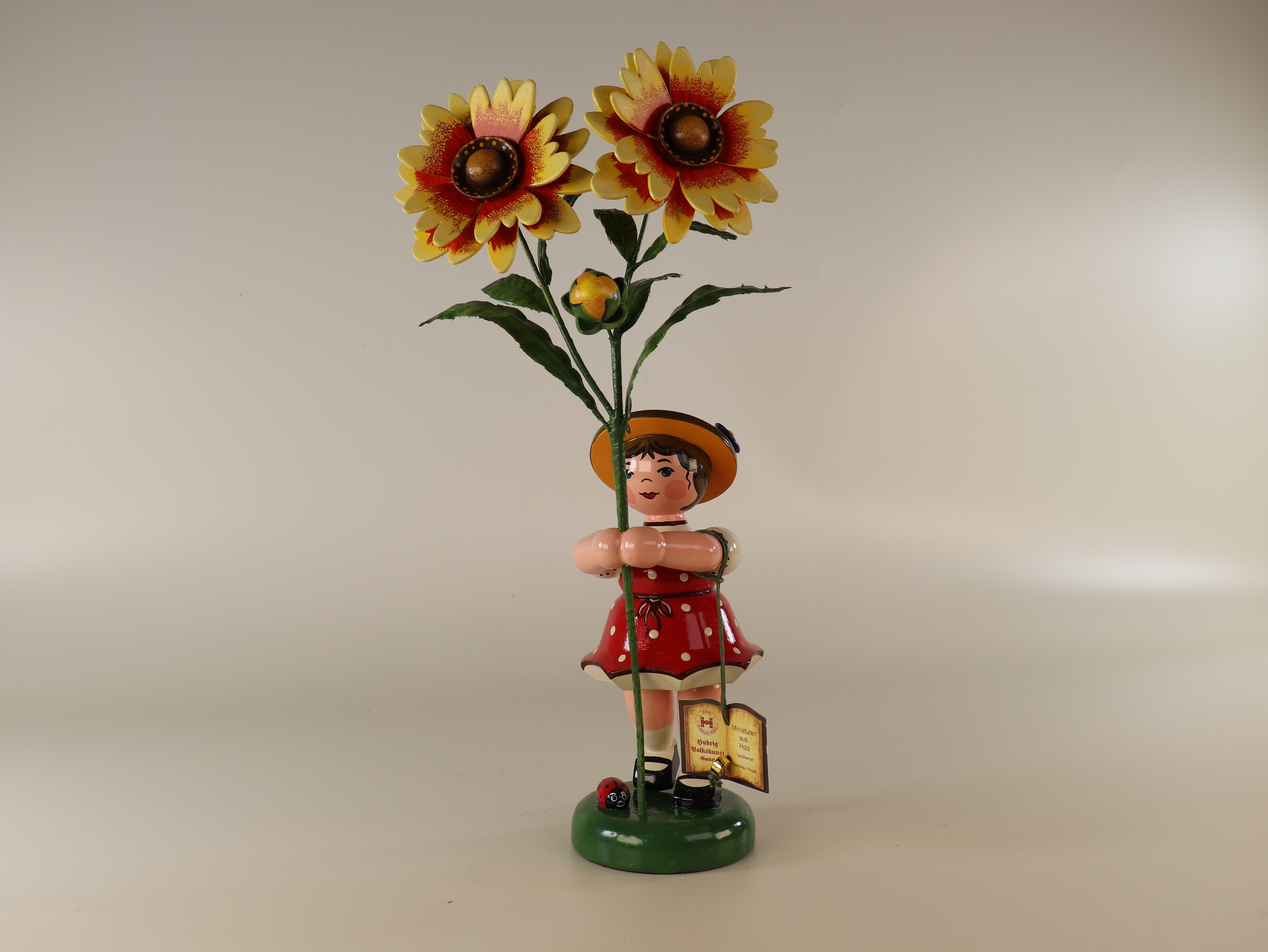 Tischdeko Blumenkind Mädchen mit Kokardenblume