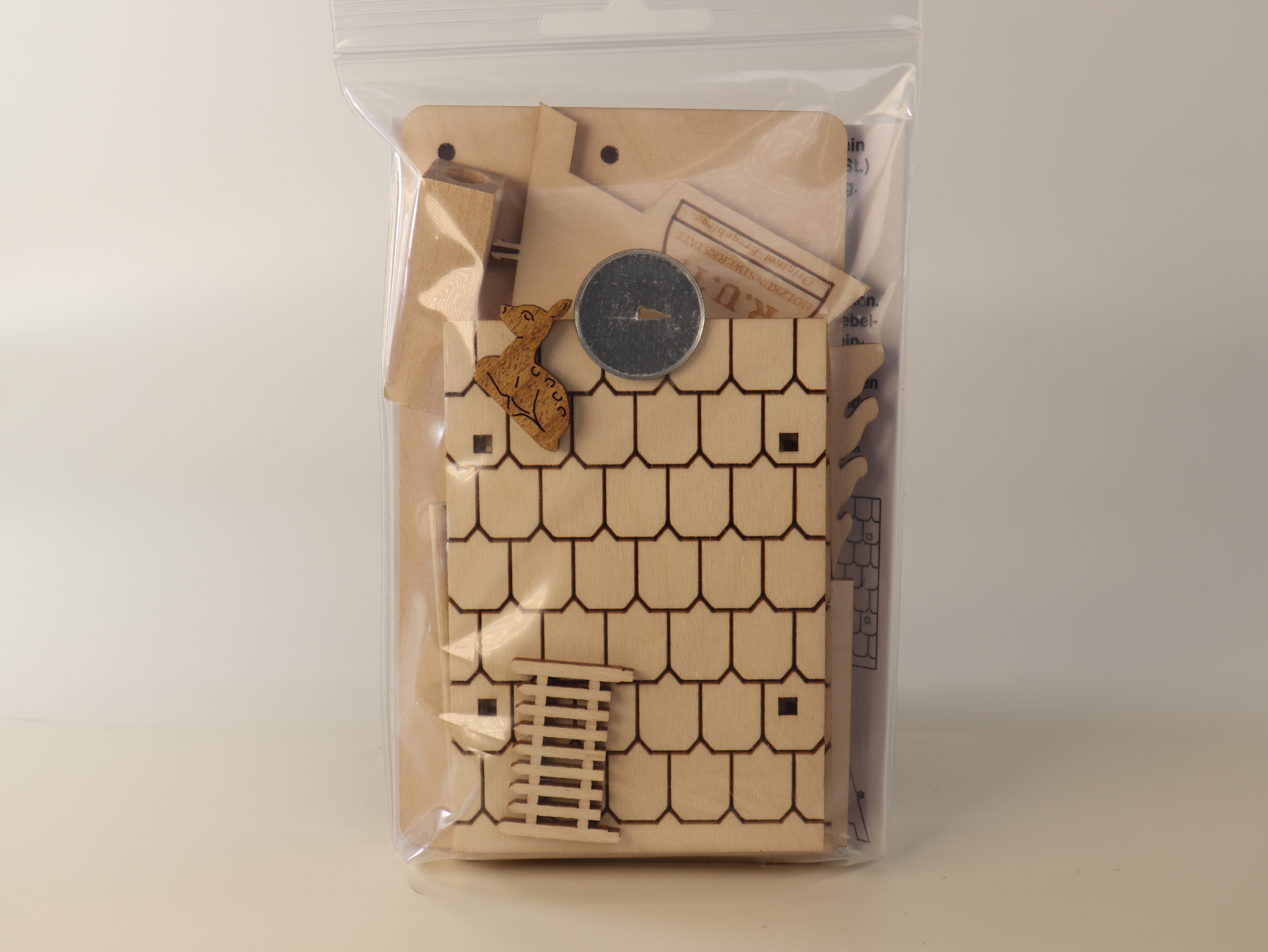 Räucherhäuschen "Forsthaus" - 15-teiliger Bausatz für eine Tischdeko zum selber bauen