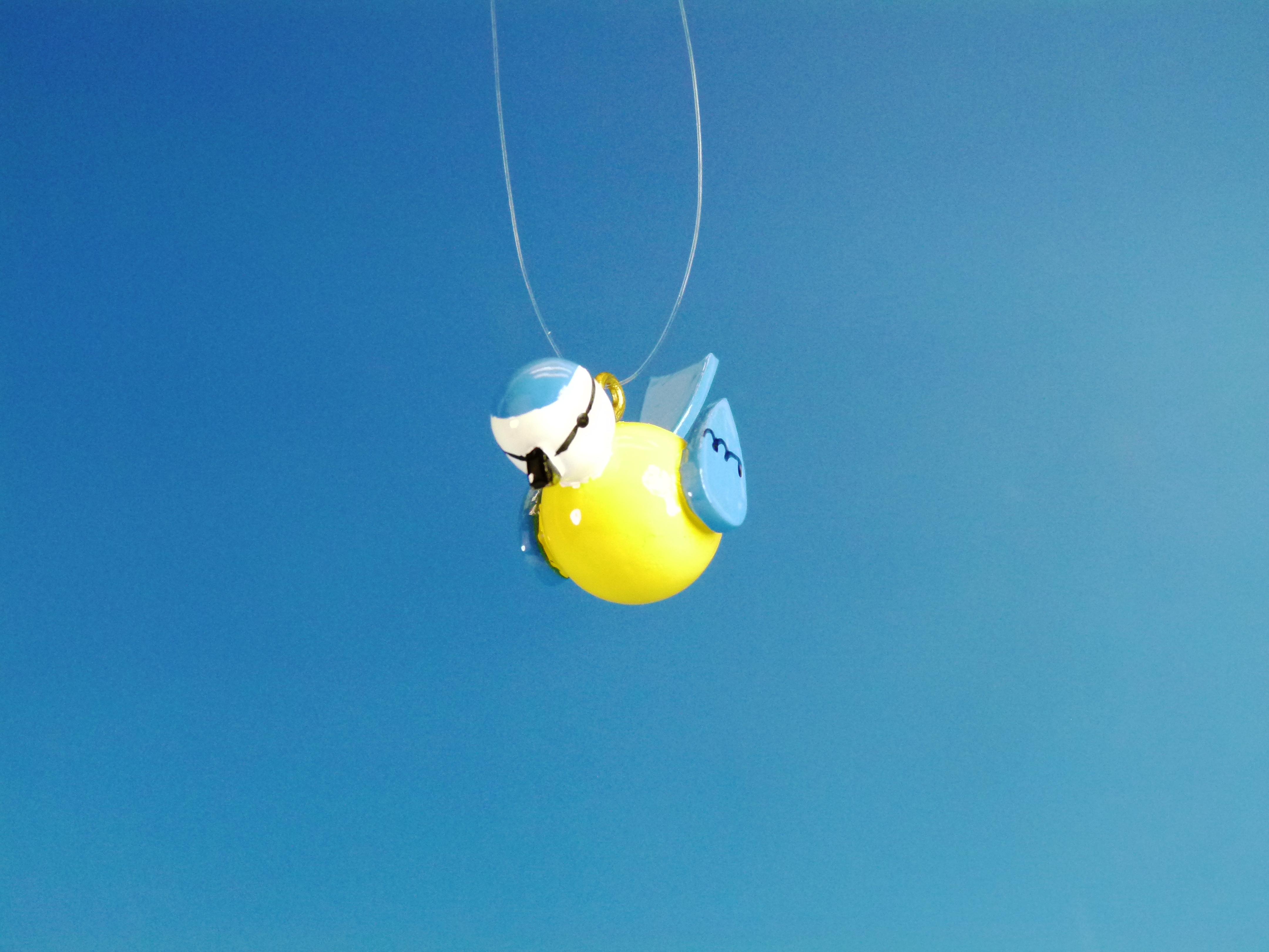 Osterstrauch-Anhänger Kugelfigur Vogel blau (Blaumeise)