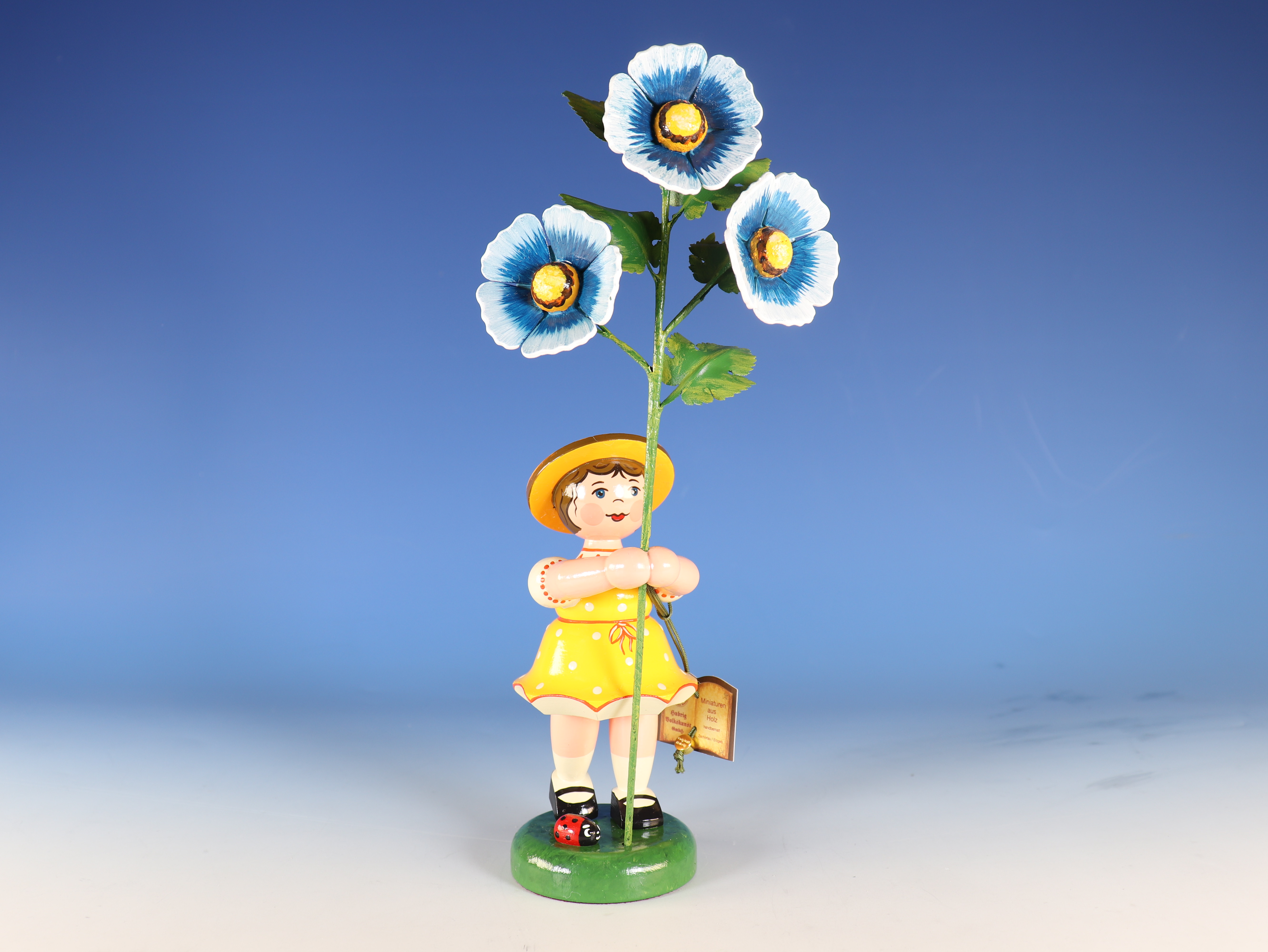 blumenmaedchen-mit-malve-24-cm-10-ullrich-kunsthandwerk-paul-ullrich-volkskunstbestehen