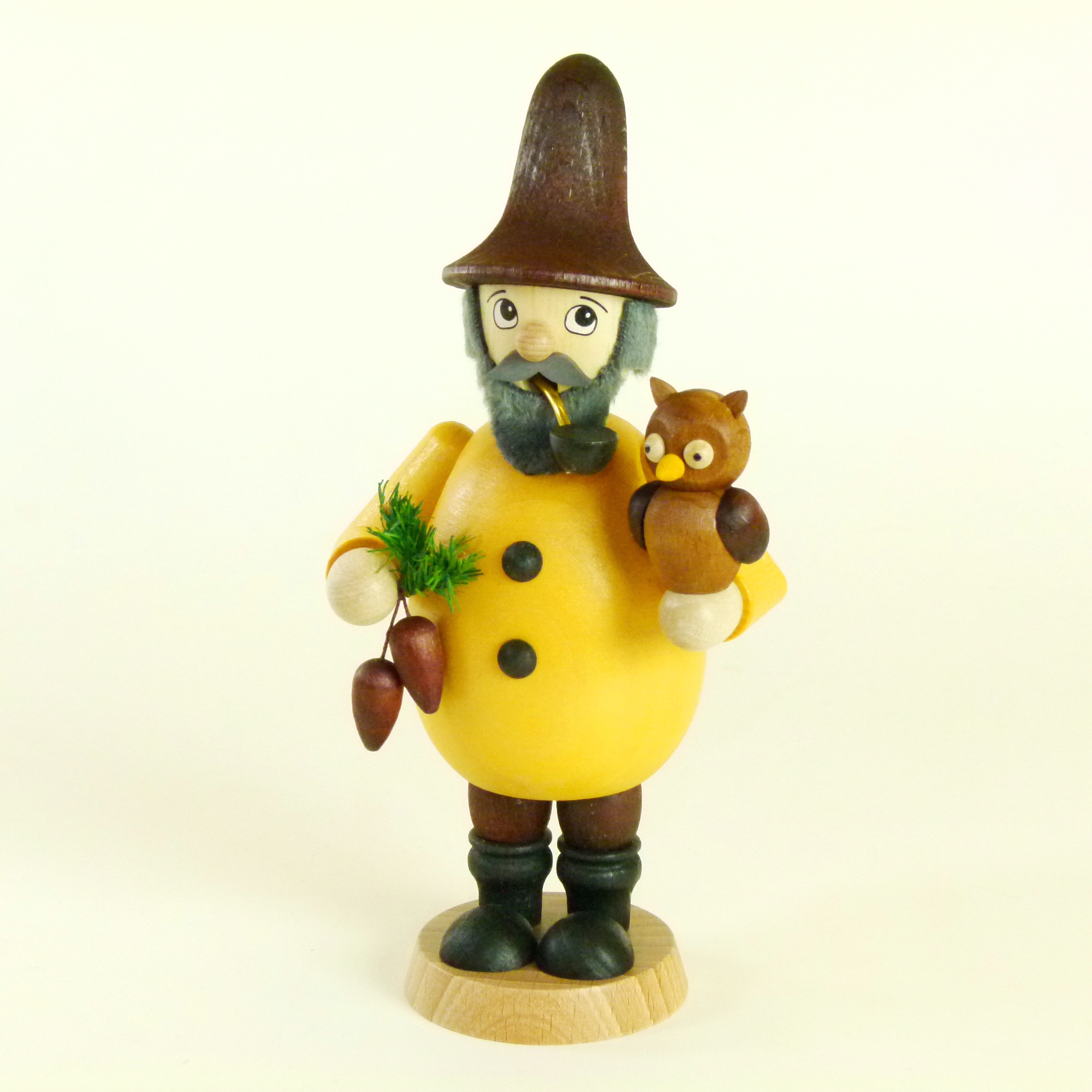 raeuchermann_waldwichtel_mit_eule_ullrich_kunsthandwerk_paul_ullrich_volkskunstbestehen