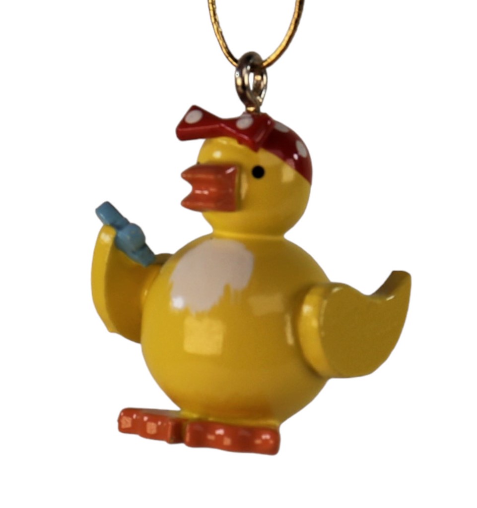 Baumanhänger "Küken mit Schmetterling und Kopftuch"