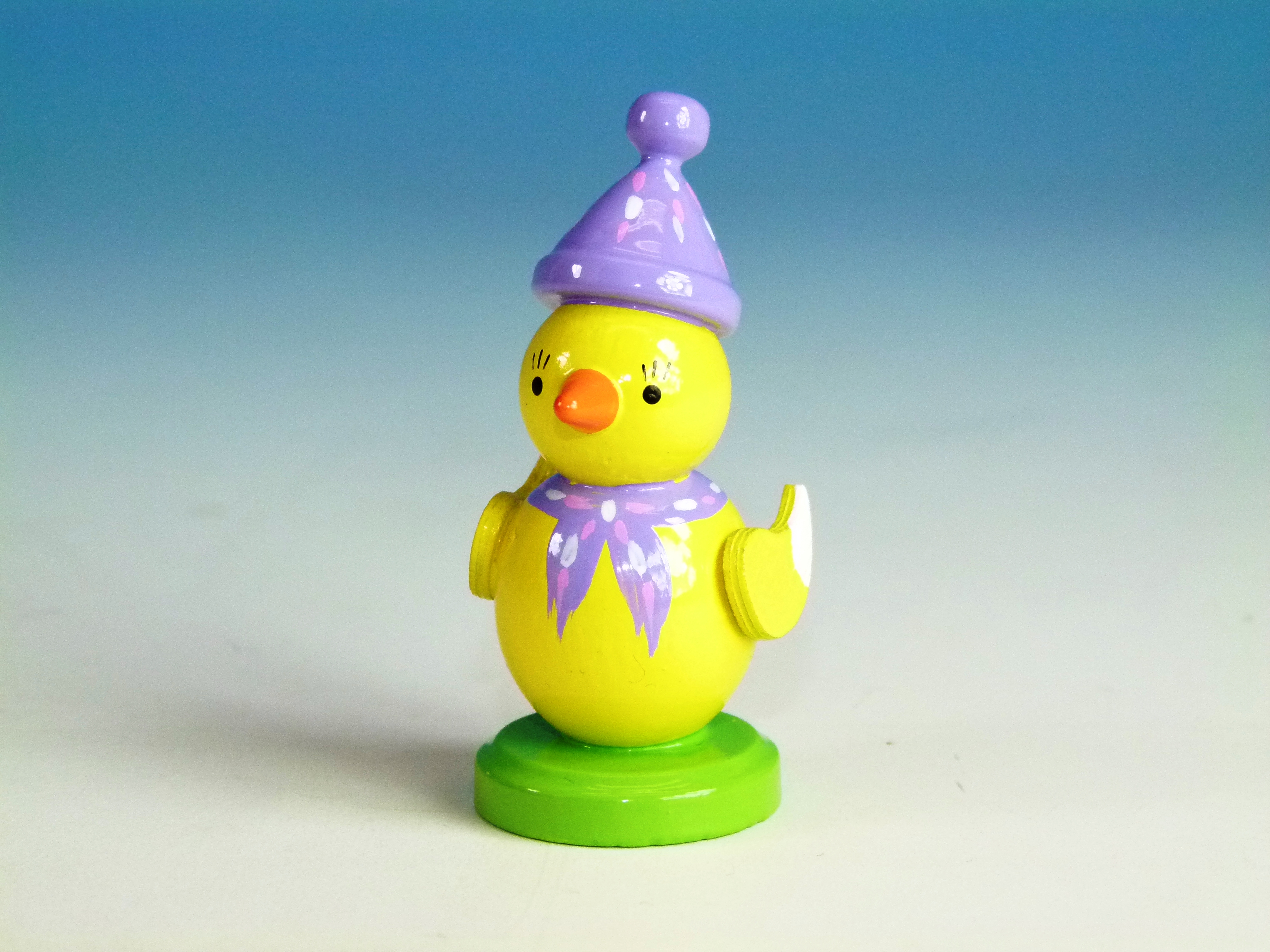 kueken-stehend-mit-bommelmuetze-10-ullrich-kunsthandwerk-paul-ullrich-volkskunstbestehen